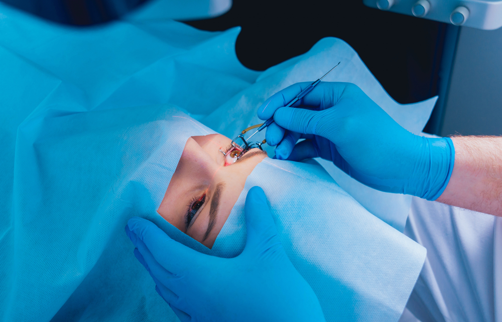 A patient receives LASIK eye surgery from The Cataract Surgeons
