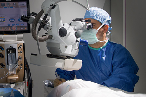 Dr. Coleman performing Cataract Surgery